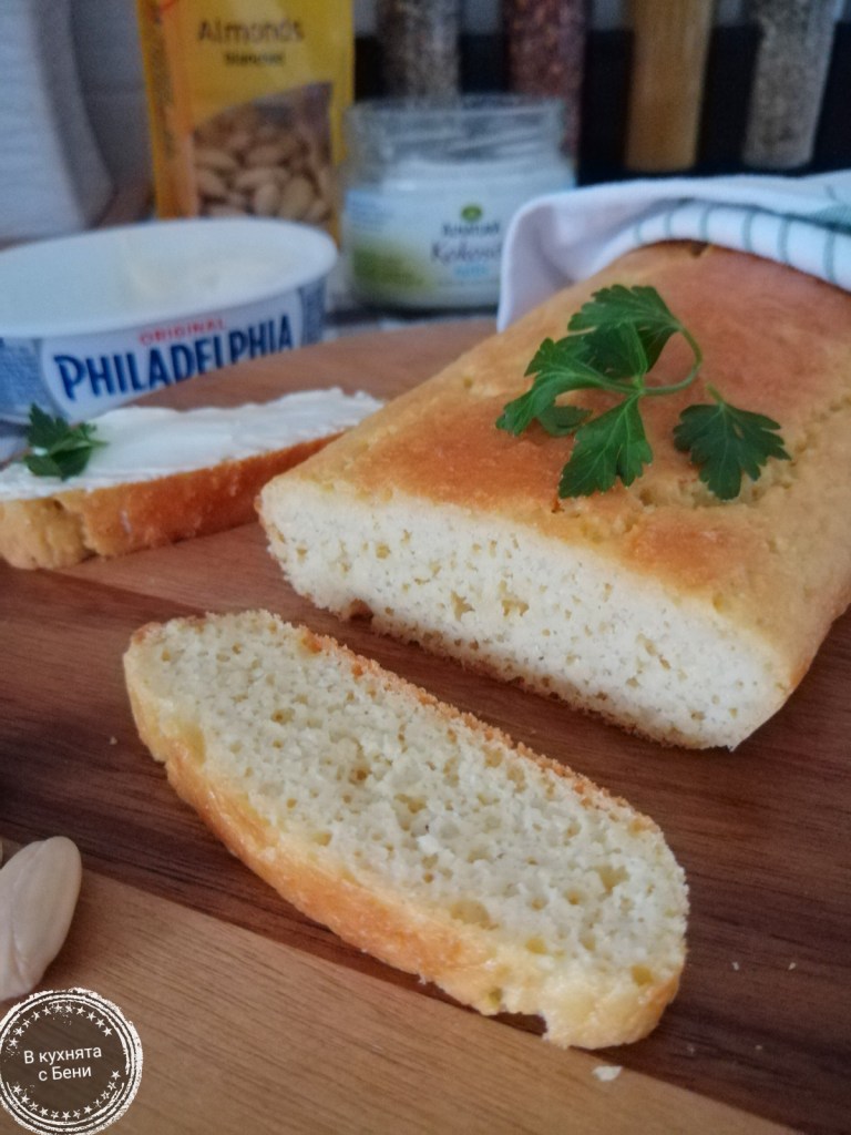 Бадемов хляб от https://inthebeniskitchen.com/