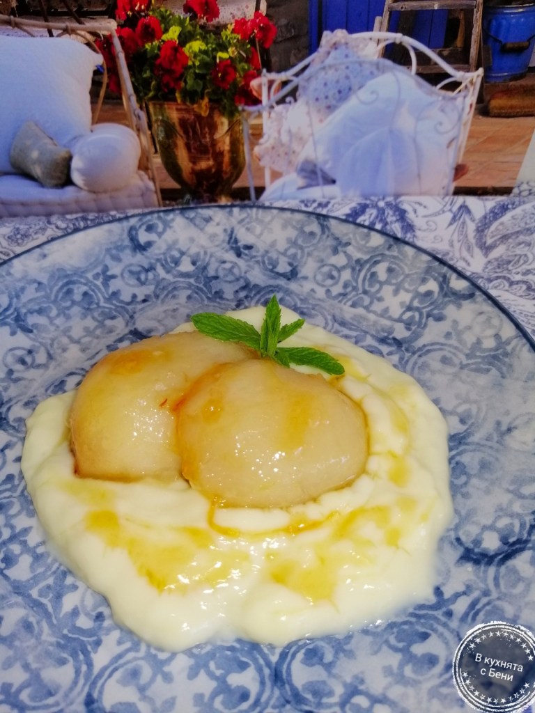 Десерт с круши от https://inthebeniskitchen.com/