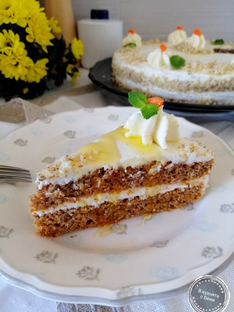 Морковена торта от https://inthebeniskitchen.com/