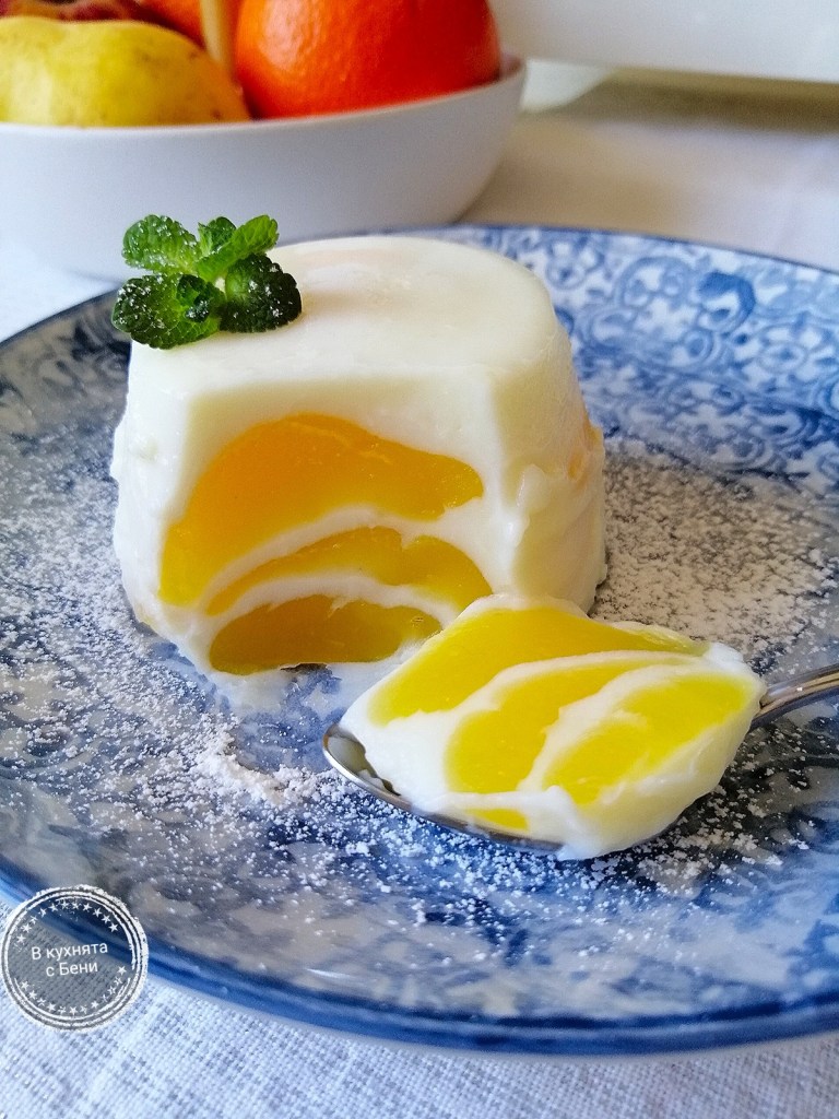 Двуцветен крем с портокал от https://inthebeniskitchen.com/