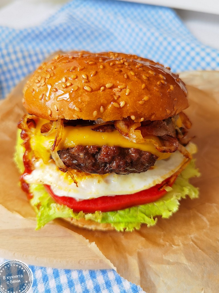 Телешки бургери от https://inthebeniskitchen.com/