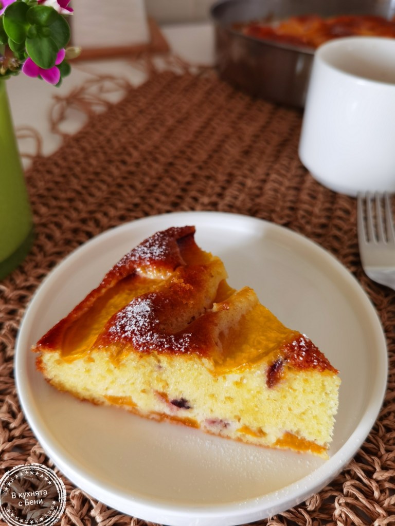 Лесен и вкусен сладкиш с праскови от https://inthebeniskitchen.com/