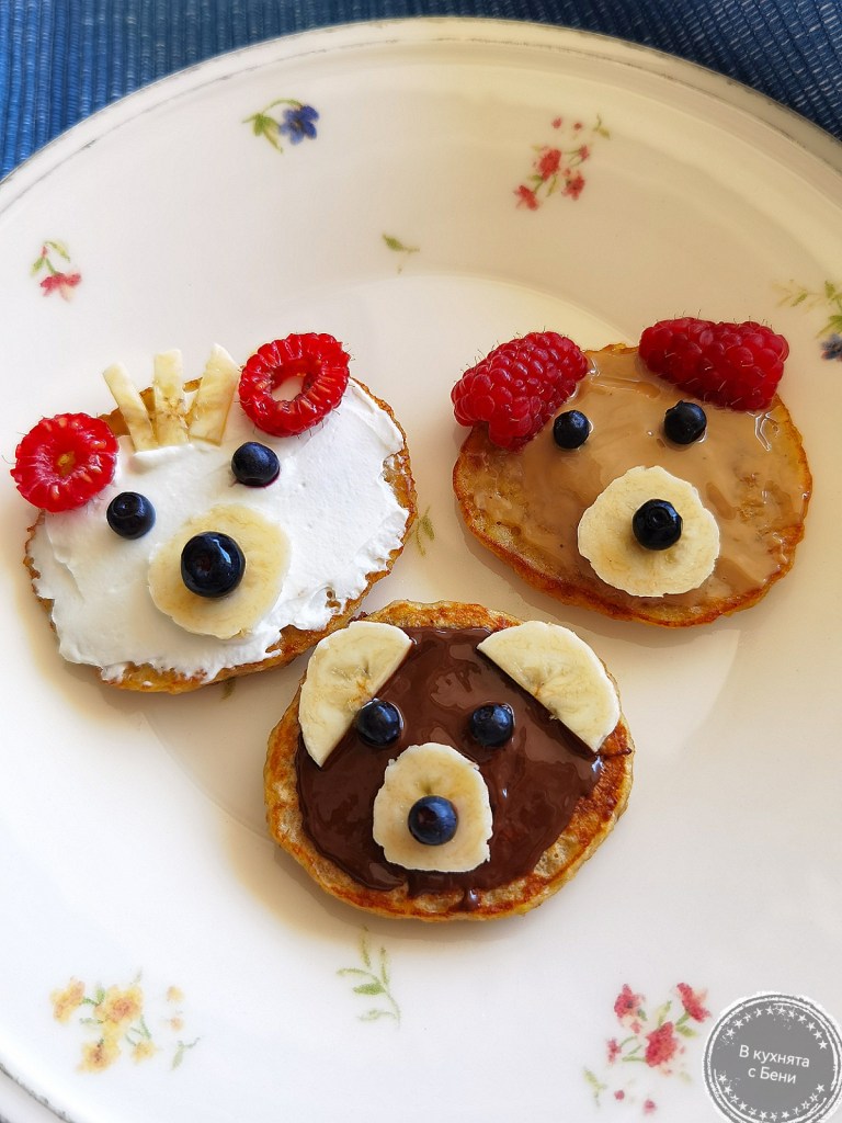 Здравословни мини палачинки от https://inthebeniskitchen.com/