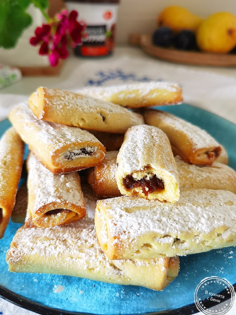 Вкусни бисквити с пълнеж от фурми от https://inthebeniskitchen.com/