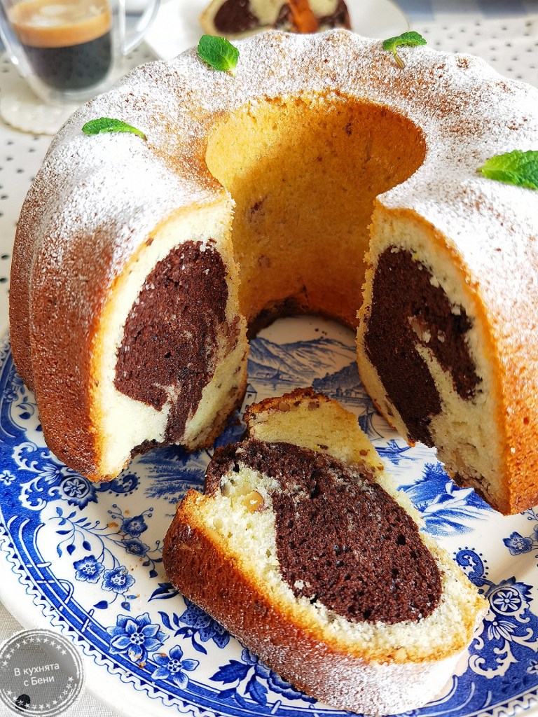 Вкусен ретро кекс от https://inthebeniskitchen.com/