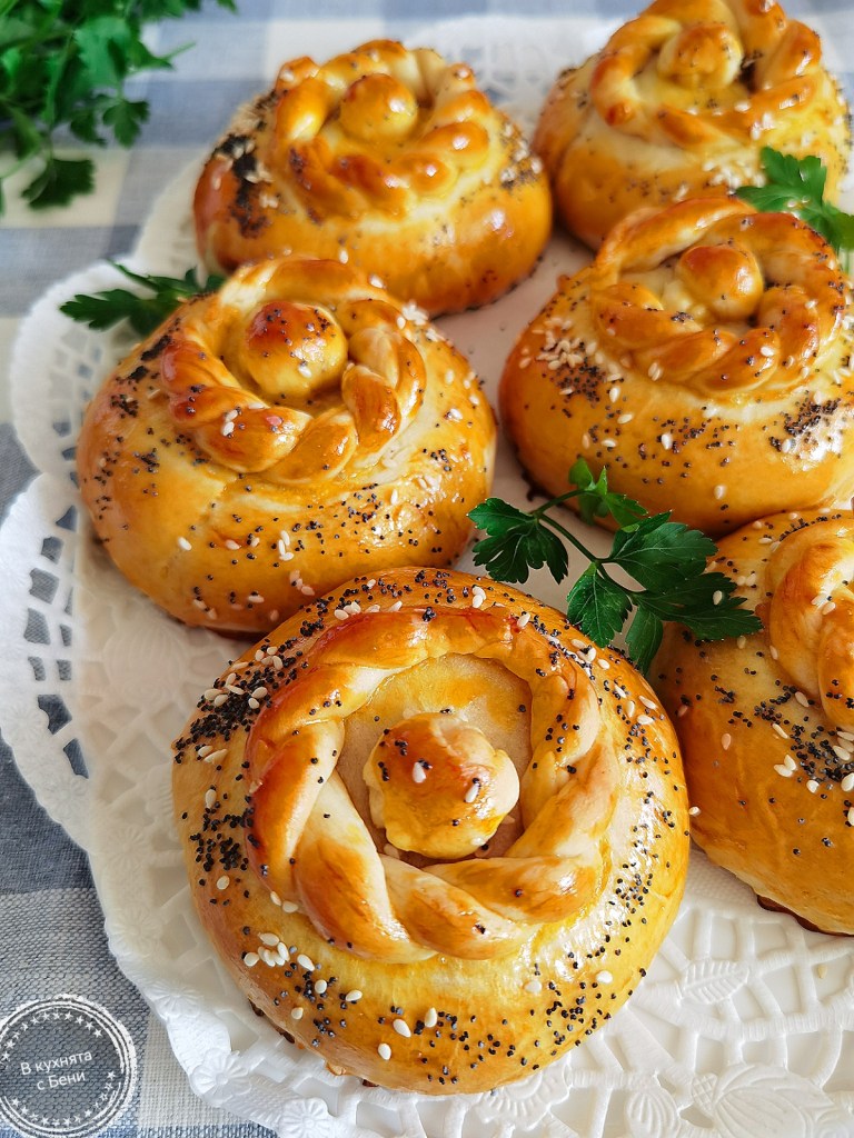 Питки с кайма от https://inthebeniskitchen.com/
