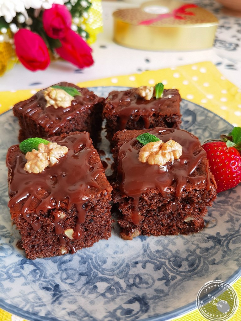 Икономичен шоколадов сладкиш от https://inthebeniskitchen.com/