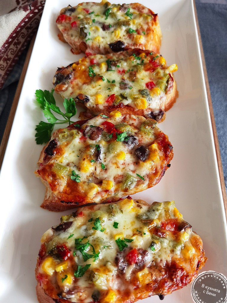 Сандвичи-пици от https://inthebeniskitchen.com/