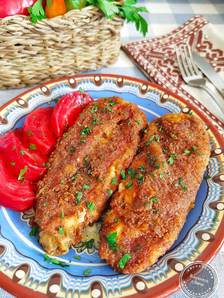 Чушки бюрек на фурна от https://inthebeniskitchen.com/