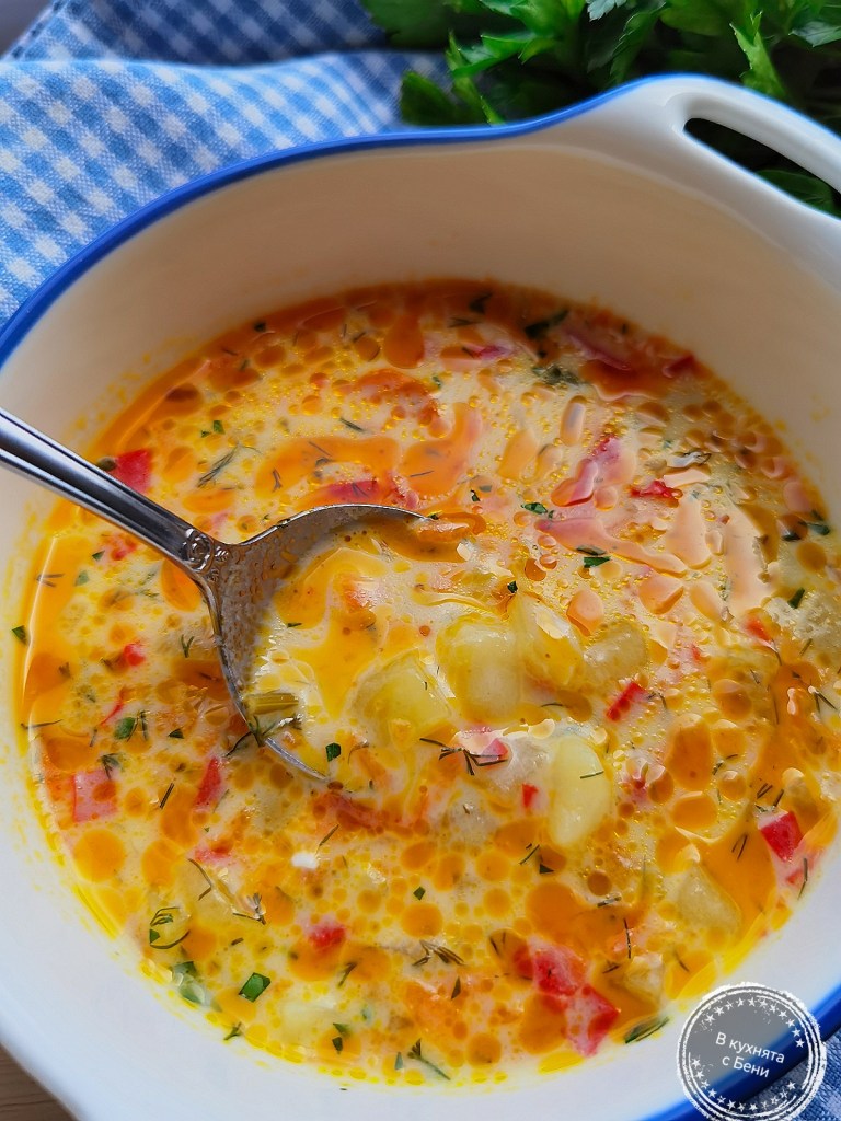 Супа с топено сирене от https://inthebeniskitchen.com/