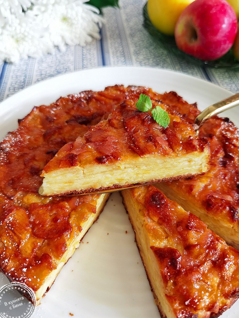 Сладкиш с много ябълки и малко тесто от https://inthebeniskitchen.com/