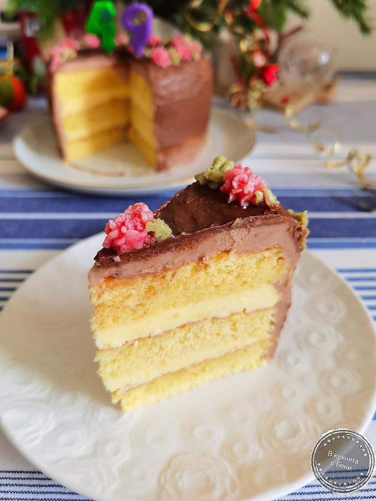 Ретро домашна торта с маслен крем от https://inthebeniskitchen.com/