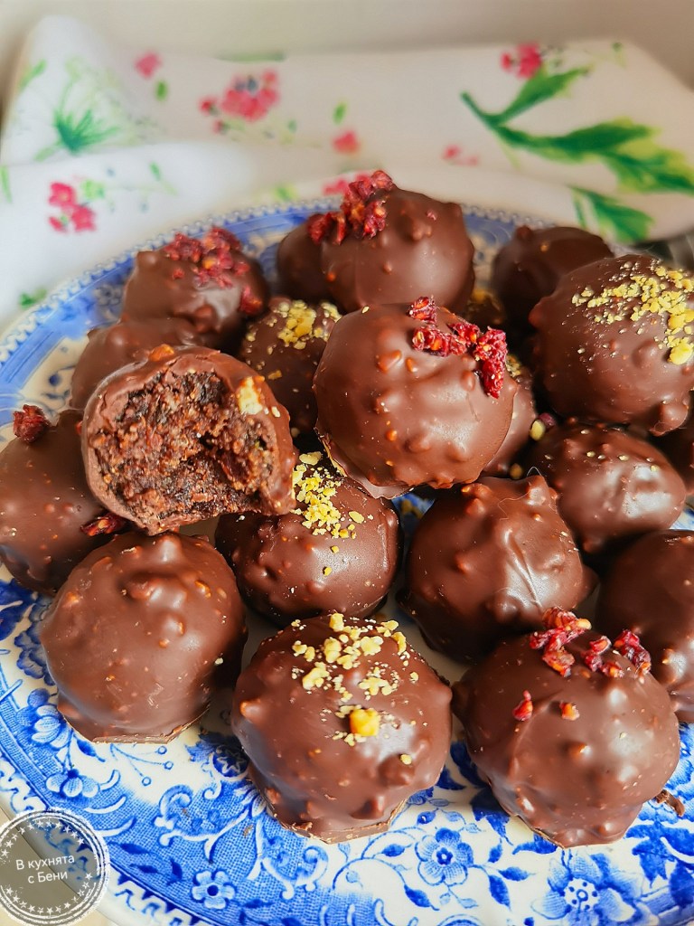 Сурови бонбони Фереро Роше от https://inthebeniskitchen.com/