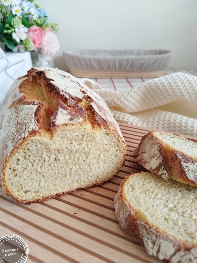 Домашен хляб от https://inthebeniskitchen.com/
