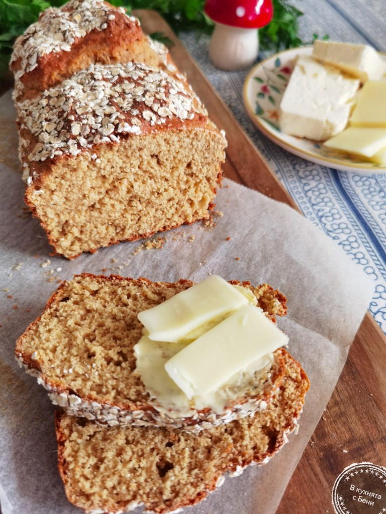 Овесено хлебче от https://inthebeniskitchen.com/