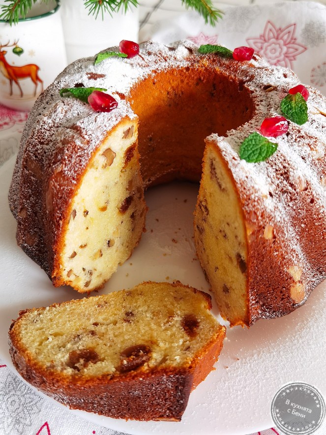 Маслен кекс коледен със сушени смокини от https://inthebeniskitchen.com/