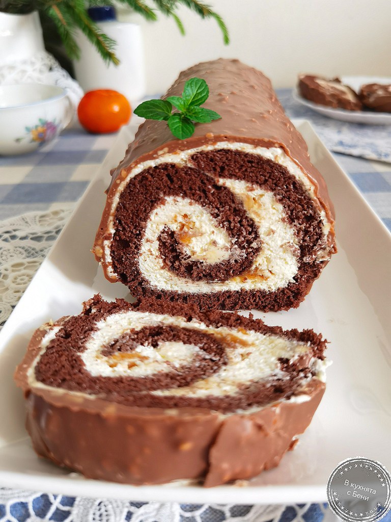 Руло Сникърс от https://inthebeniskitchen.com/