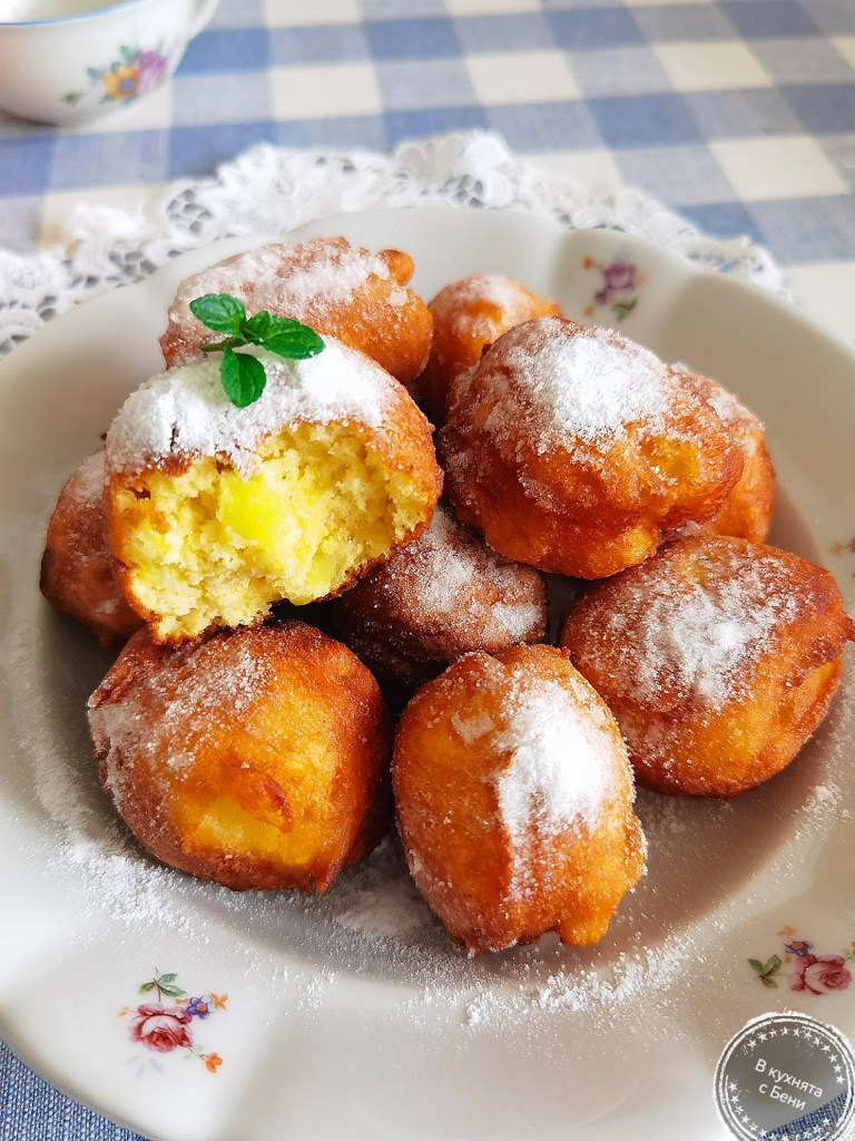 Бухтички с ябълка и портокалов вкус от https://inthebeniskitchen.com/