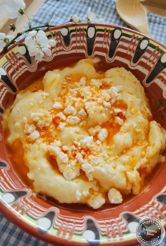 Качамак с крема сирене от https://inthebeniskitchen.com/