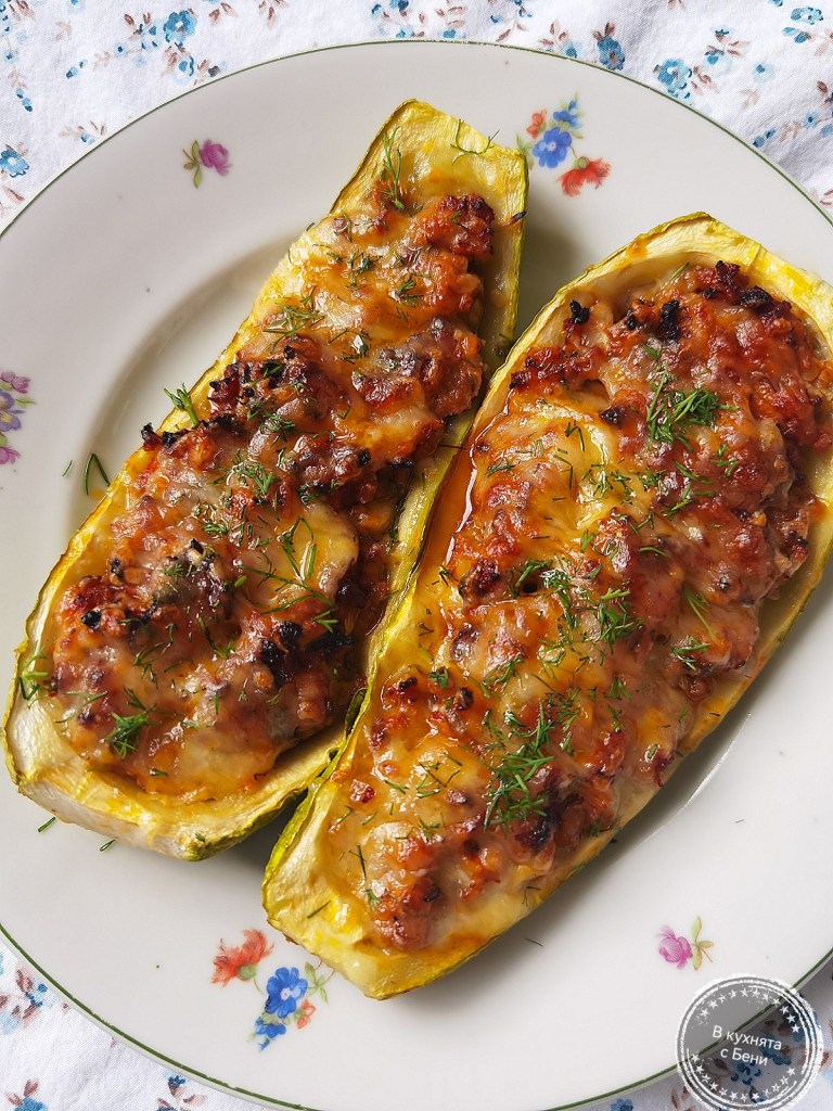 Пълнени тиквички от https://inthebeniskitchen.com/