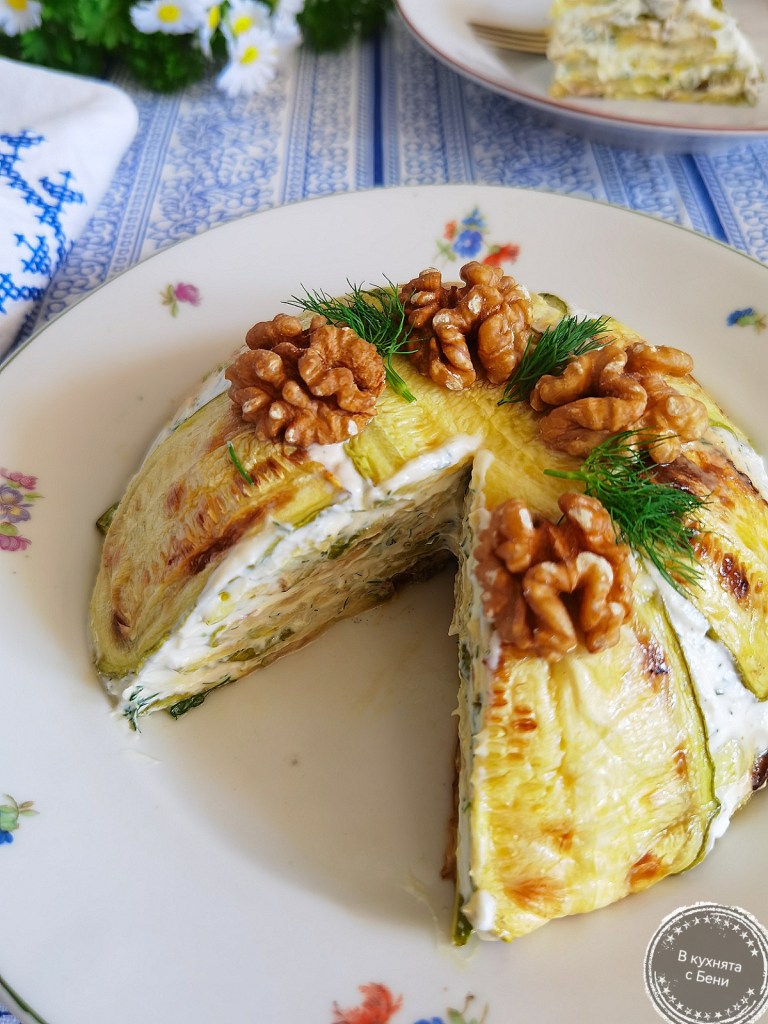Тиквички в млечен сос от https://inthebeniskitchen.com/