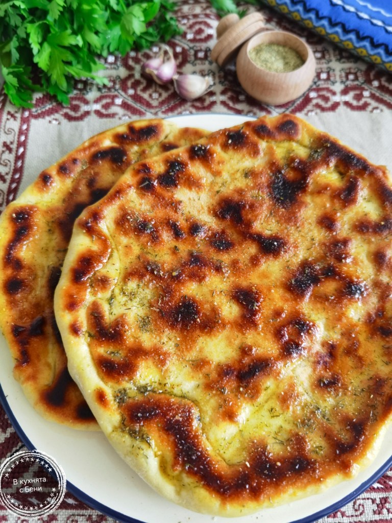 Пърленки без мая с кашкавал от https://inthebeniskitchen.com/