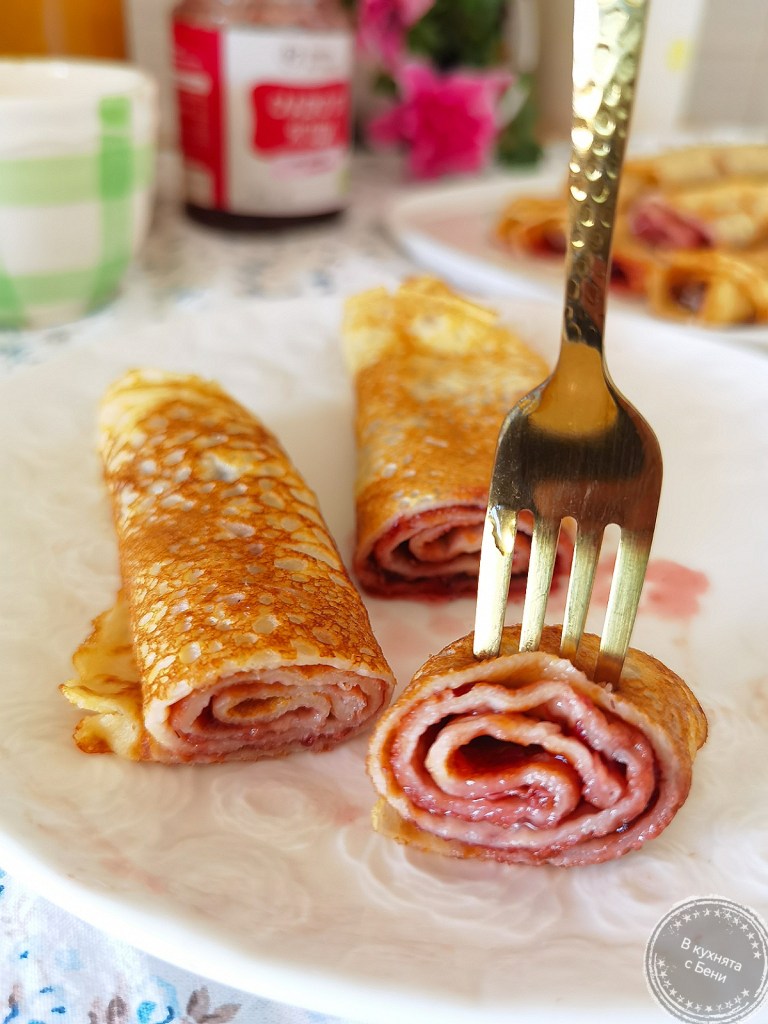 Палачинки с кисело мляко от https://inthebeniskitchen.com/