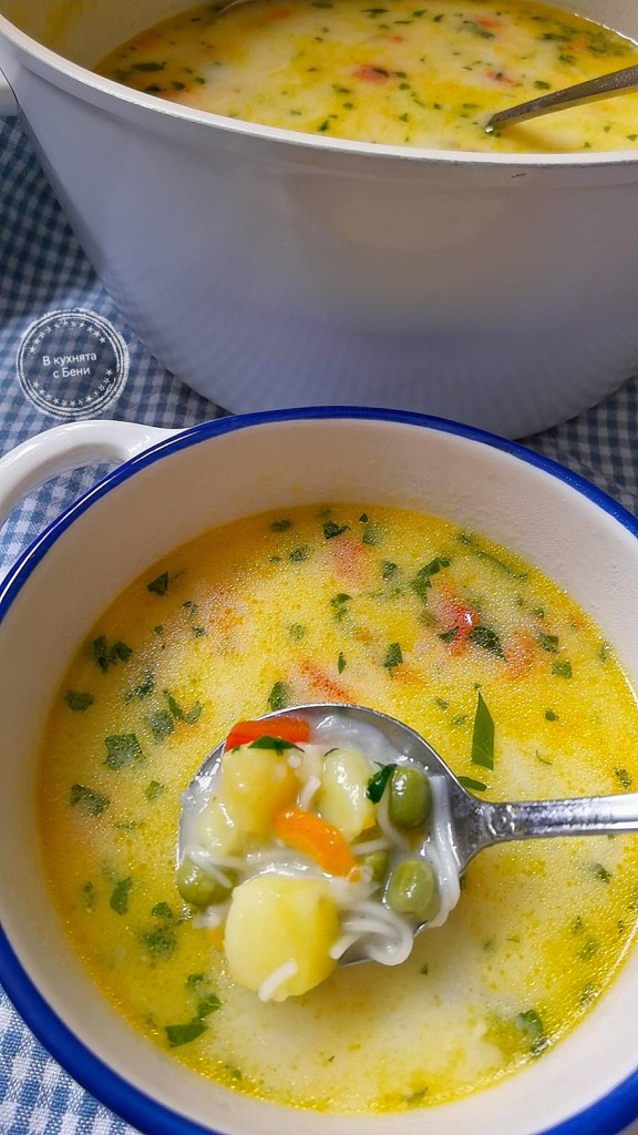 Супа вкусна с грах зеленчукова от https://inthebeniskitchen.com/